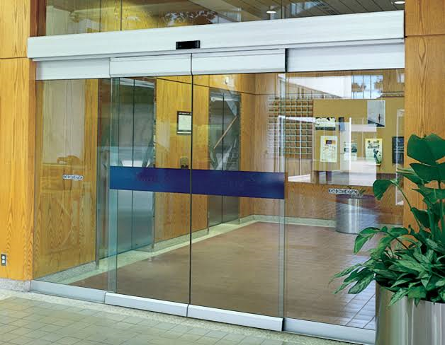 KÍNH CƯỜNG LỰC CAO CẤP GIÁ TỐT